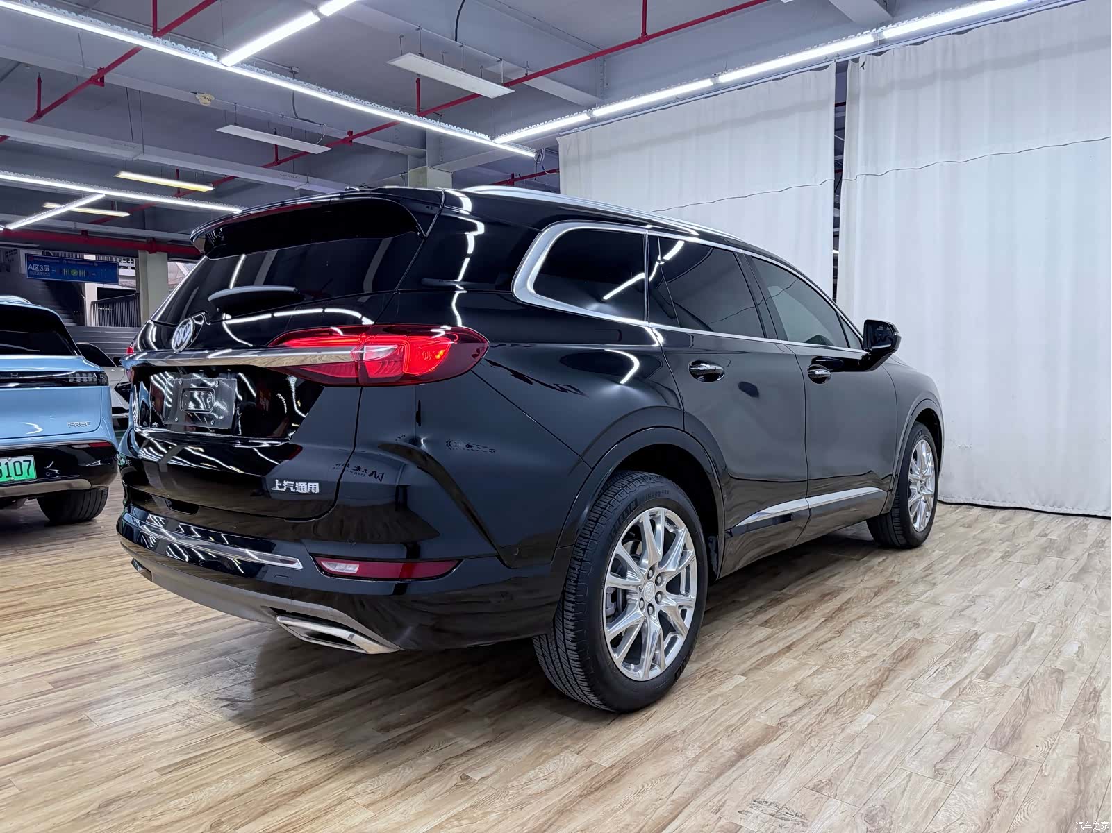 Buick Enclave, 2023 4