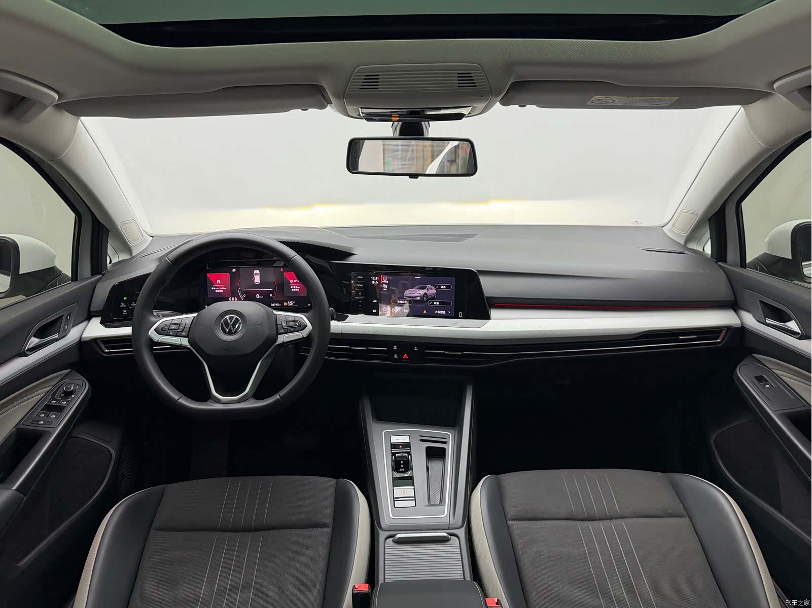 Volkswagen Golf, 2023 11