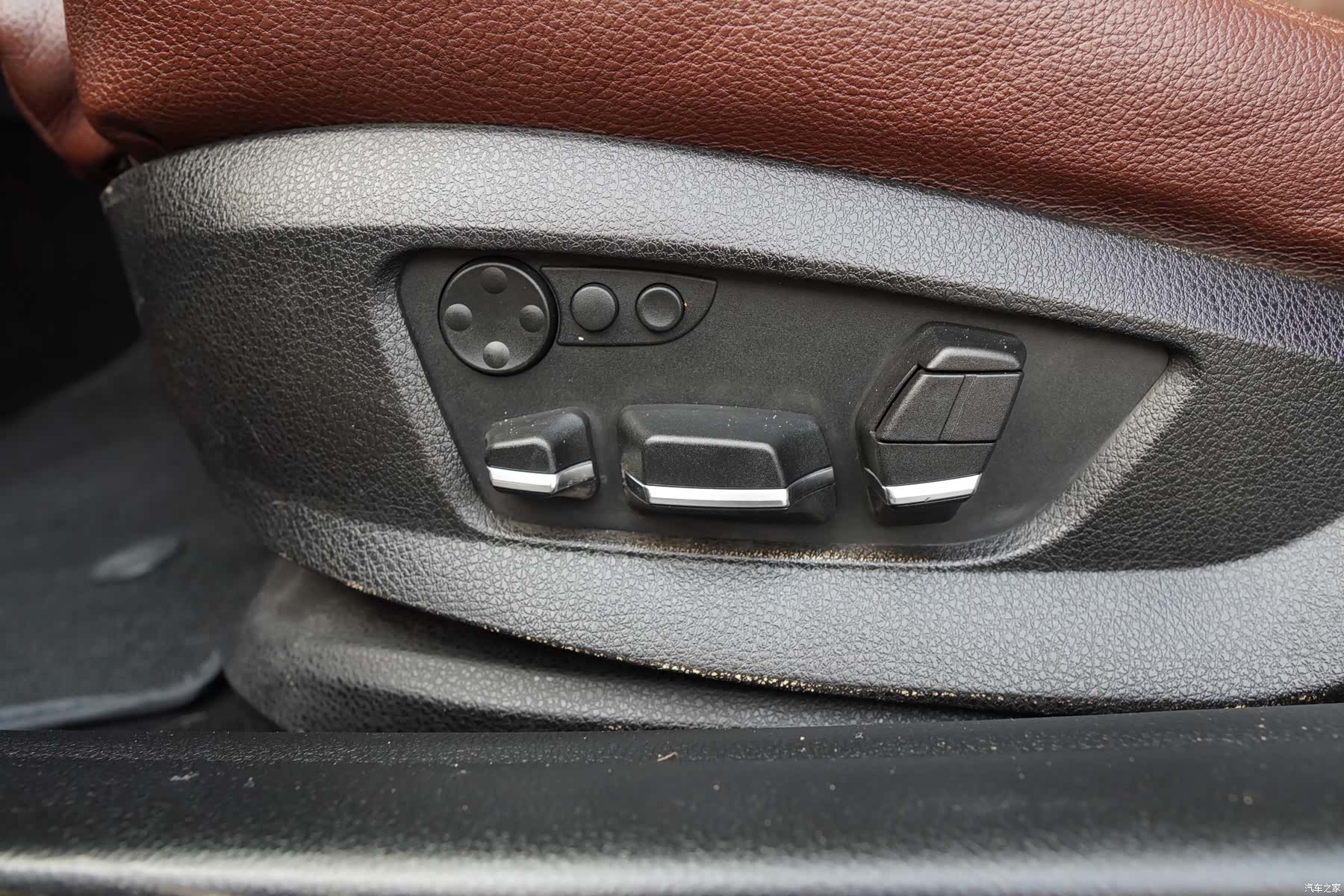 BMW 5 Series, 2011 19