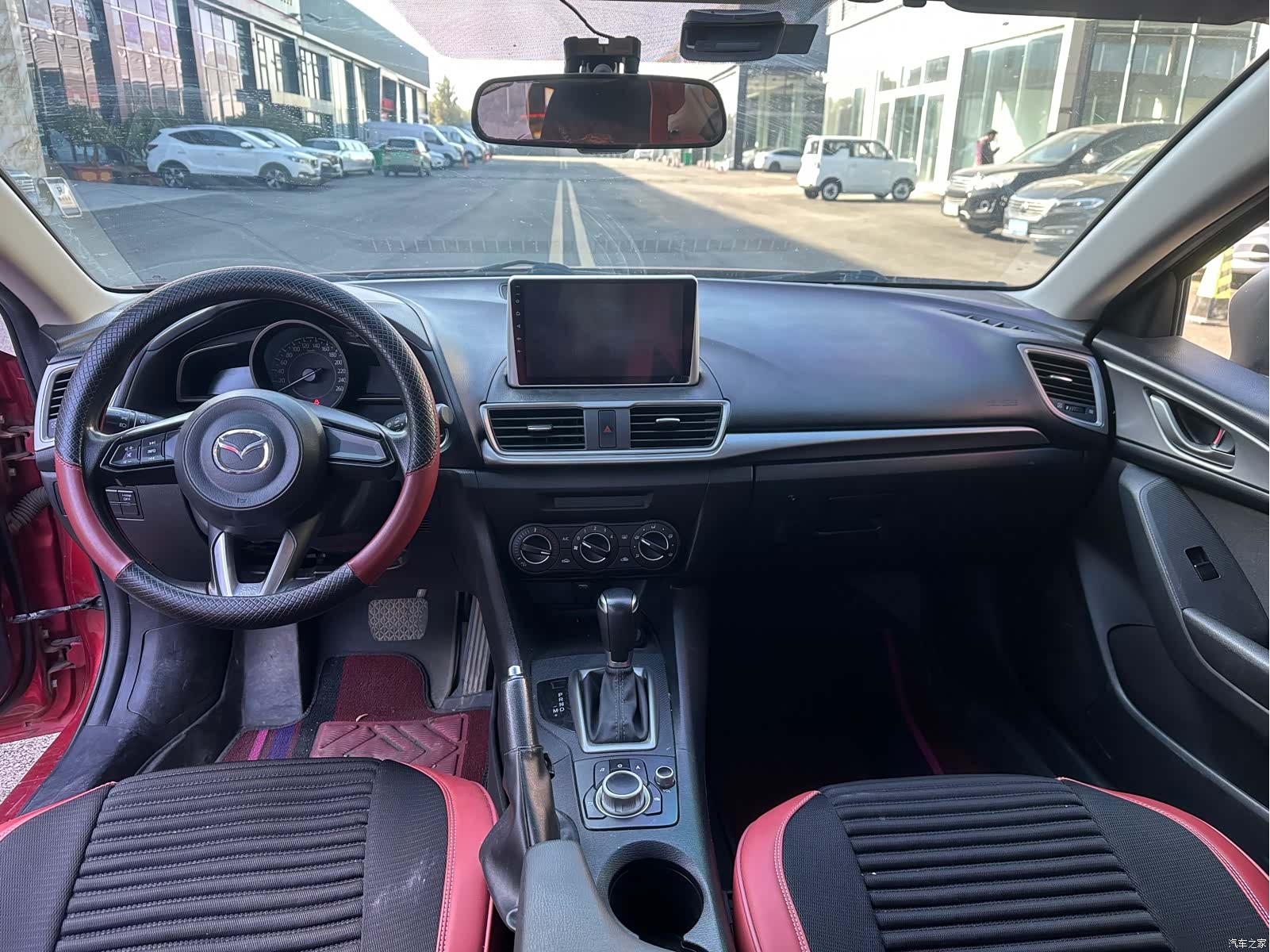 Mazda Mazda3, 2017 все фото