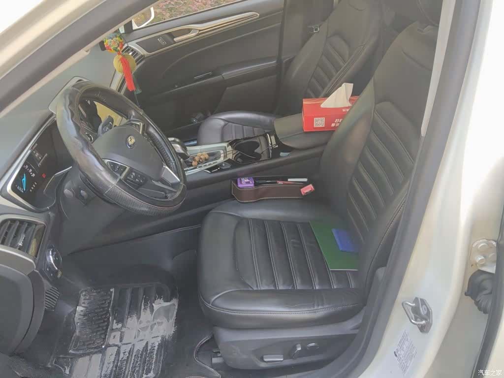 Ford Mondeo, 2015 11