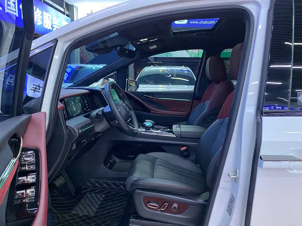 Trumpchi Trumpchi M8