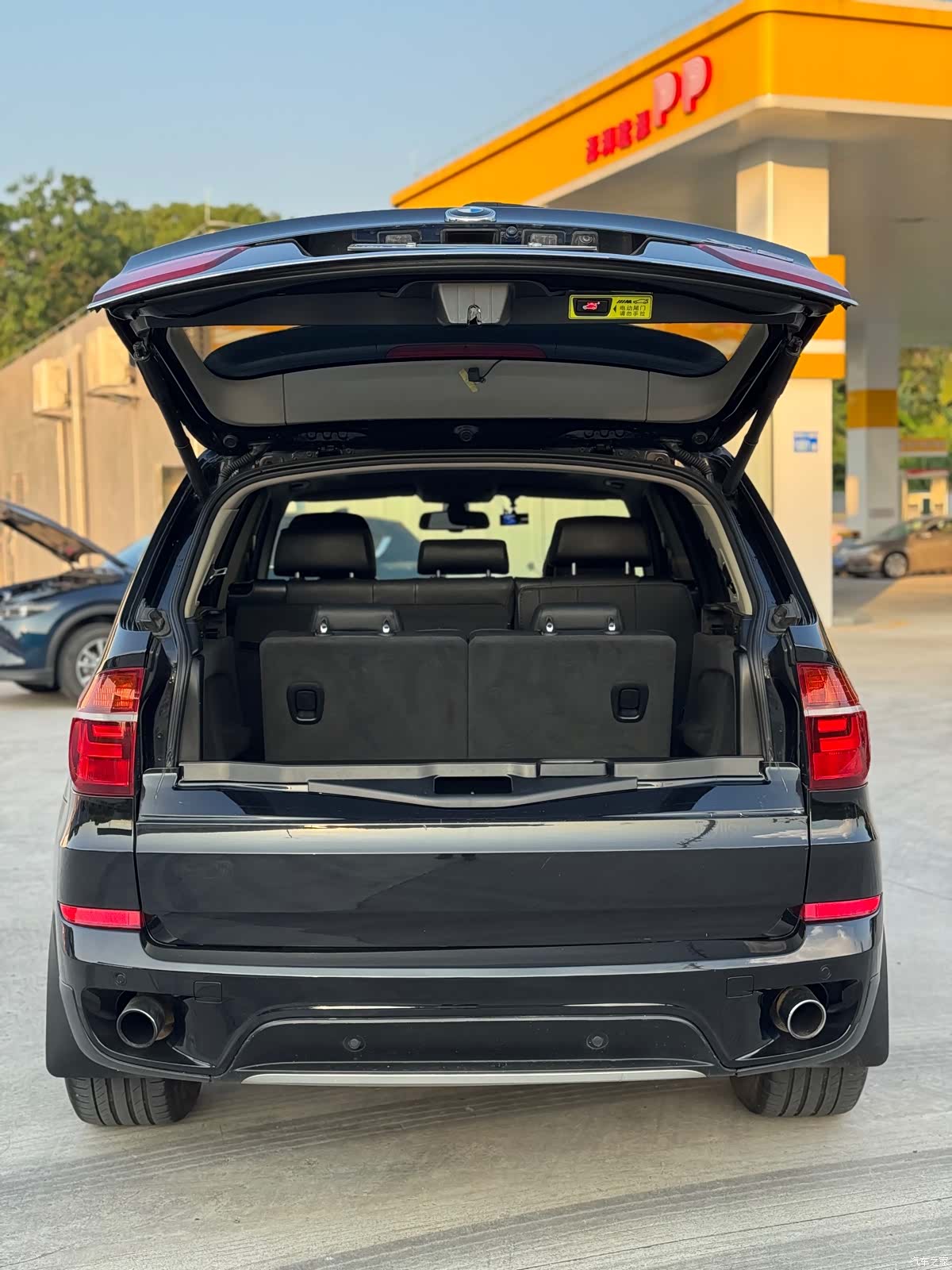 BMW X5, 2010 11