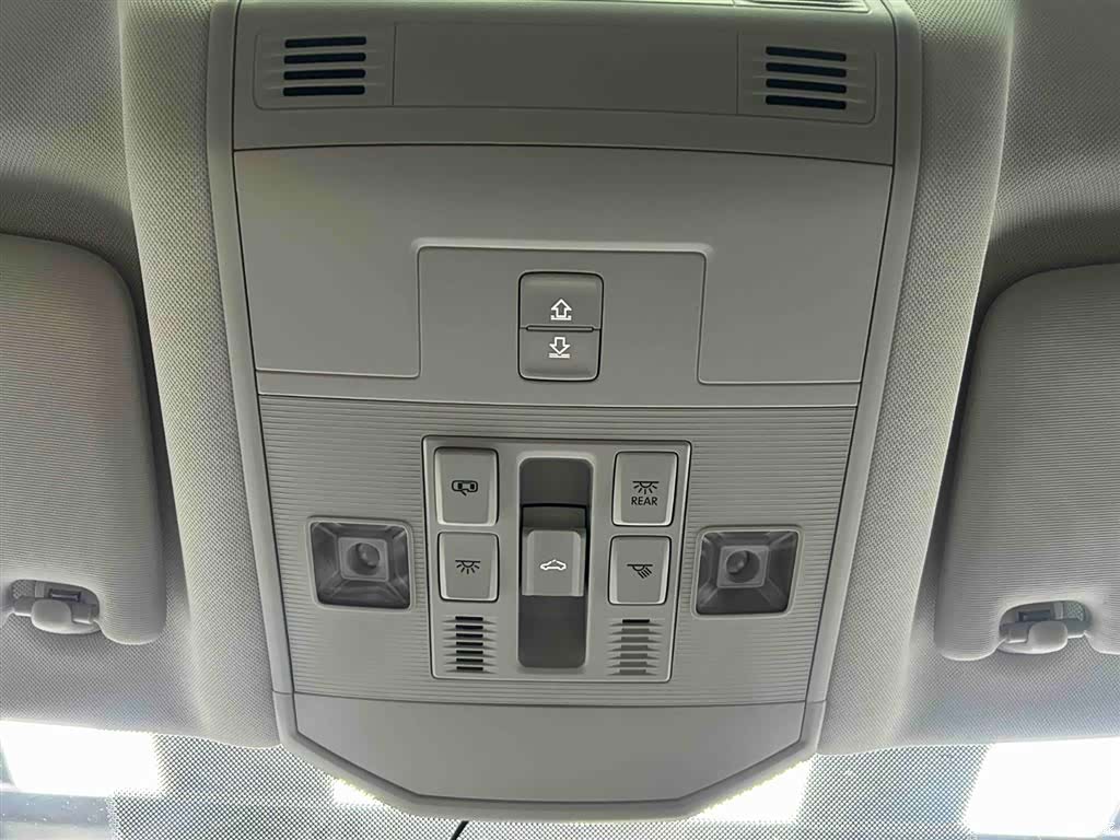 Volkswagen T-ROC, 2022 8