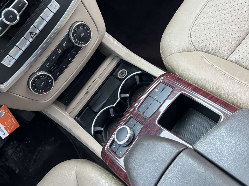 Mercedes-Benz M class