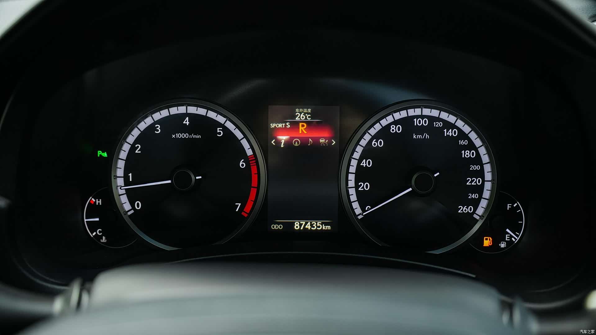 Lexus NX, 2016 29