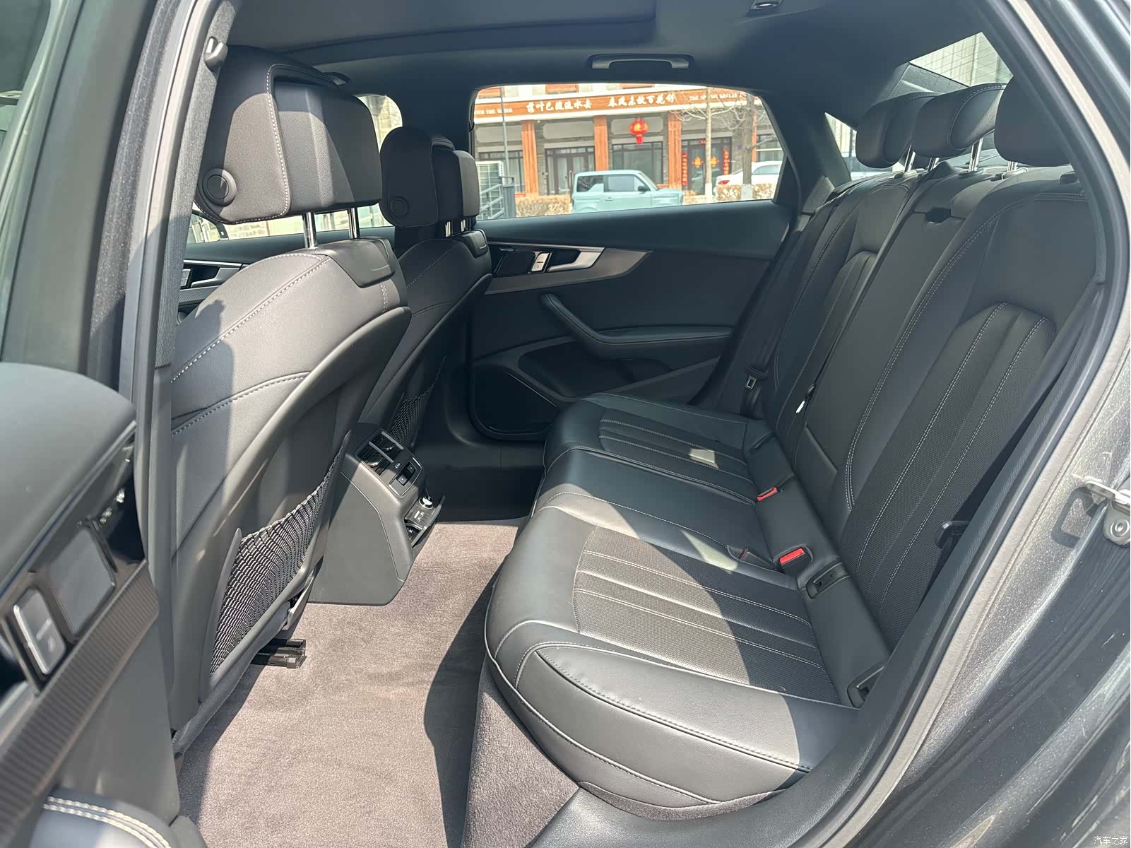 Audi A4L, 2024 13