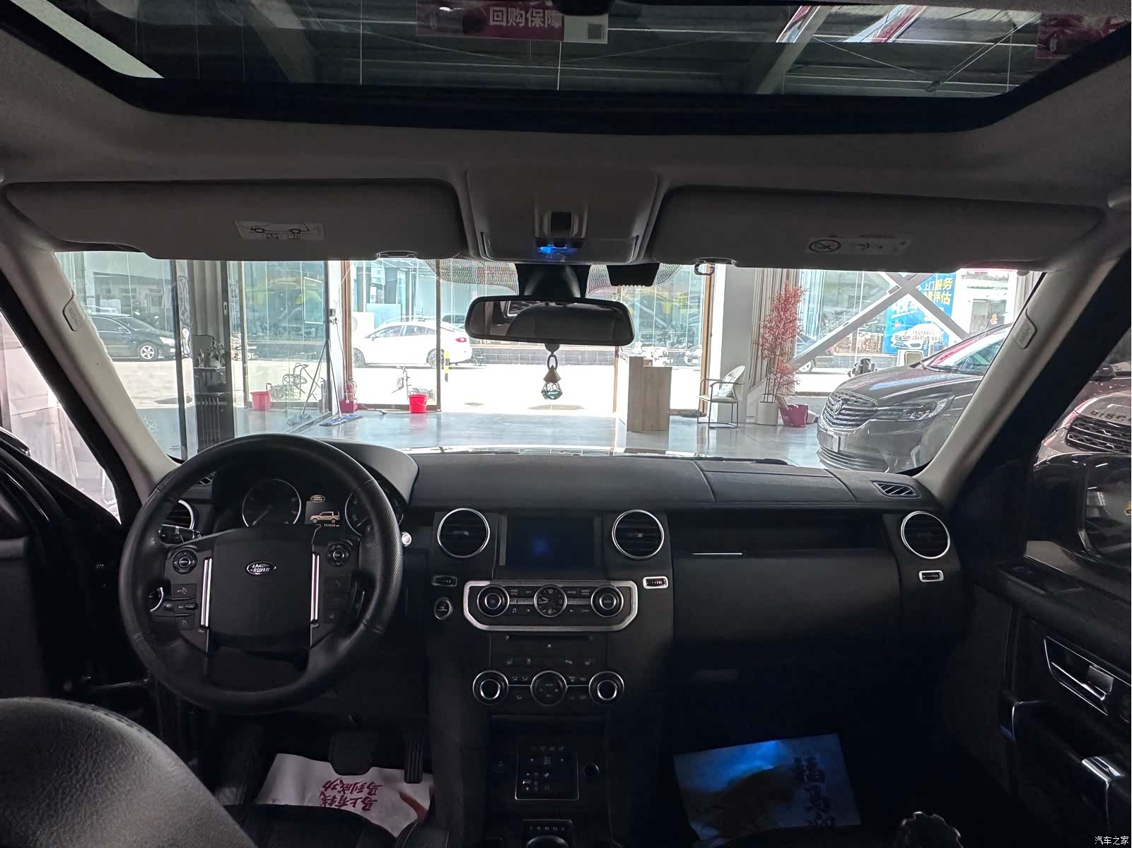 Land Rover Discovery, 2017 все фото