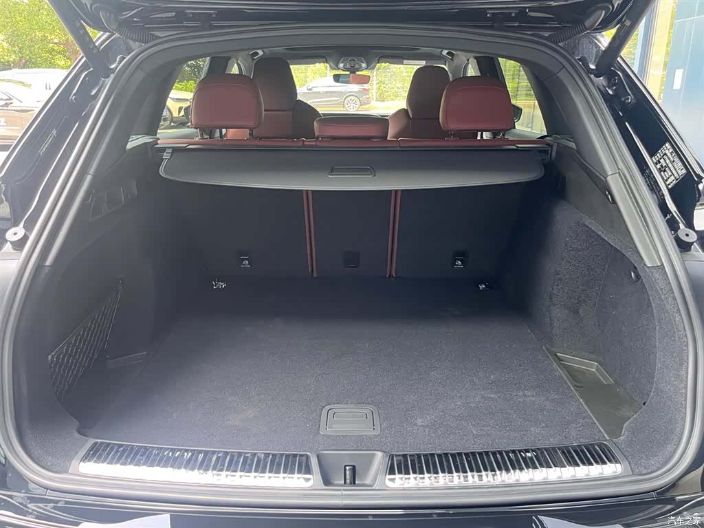 Audi Q5L, 2026 15