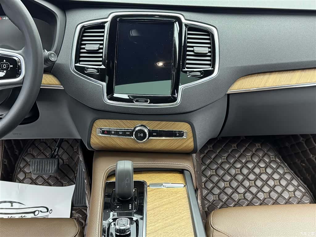 Volvo XC90, 2022 10