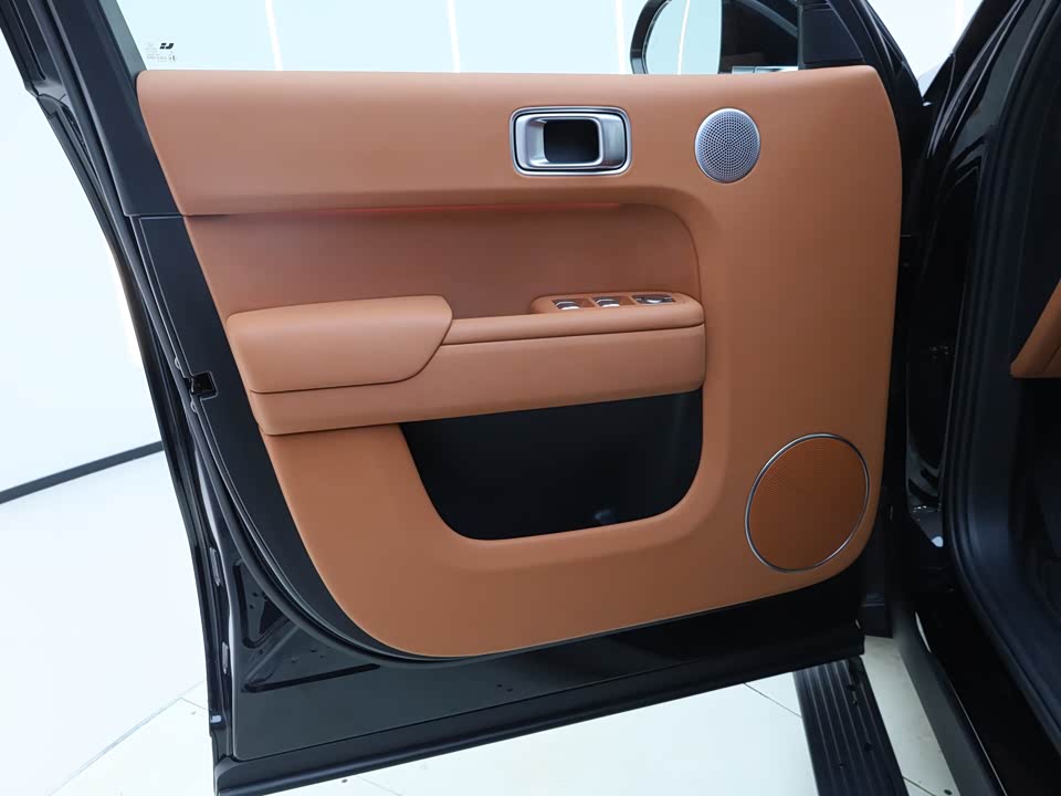 Li Auto Ideal L8