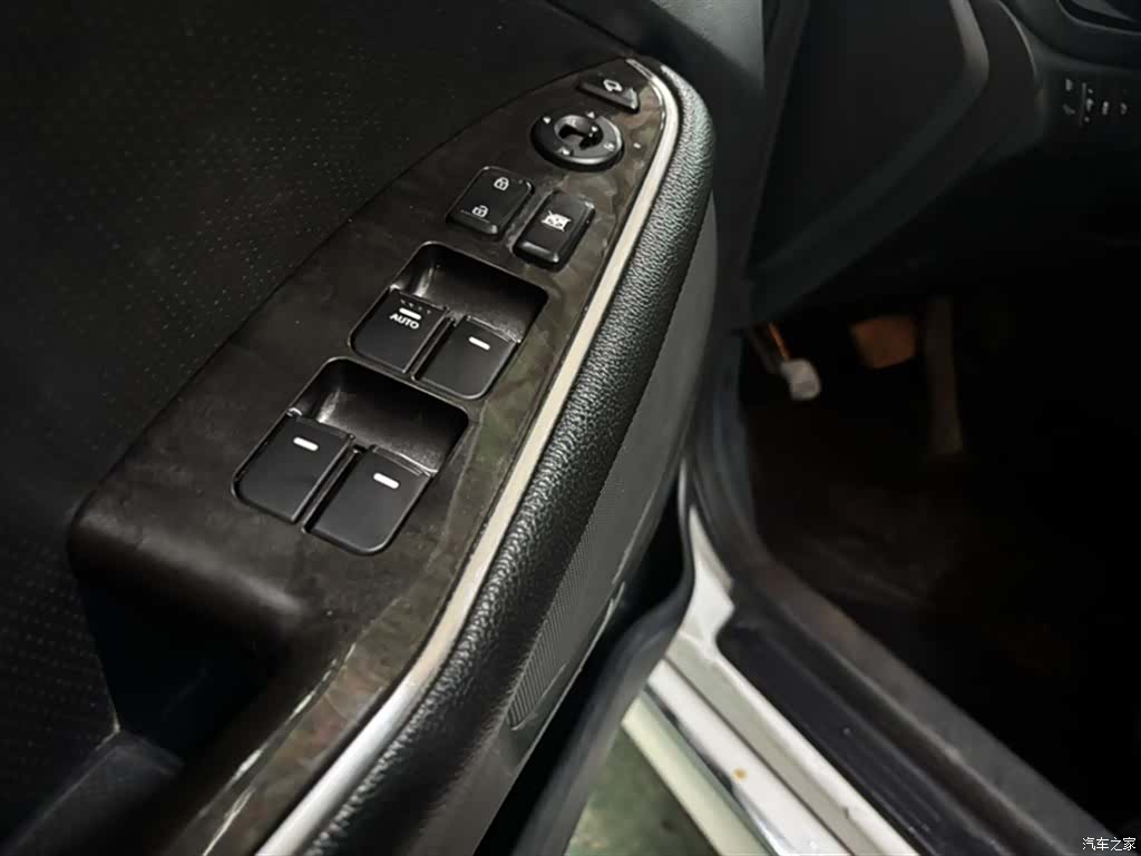 Kia K5, 2014 4