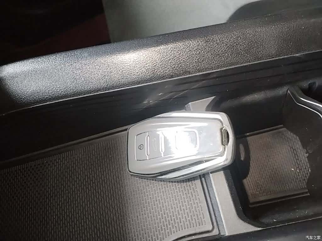 Geely Binray, 2023 9