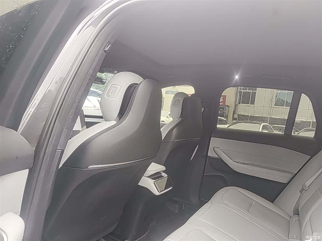 NIO ES6, 2024 18