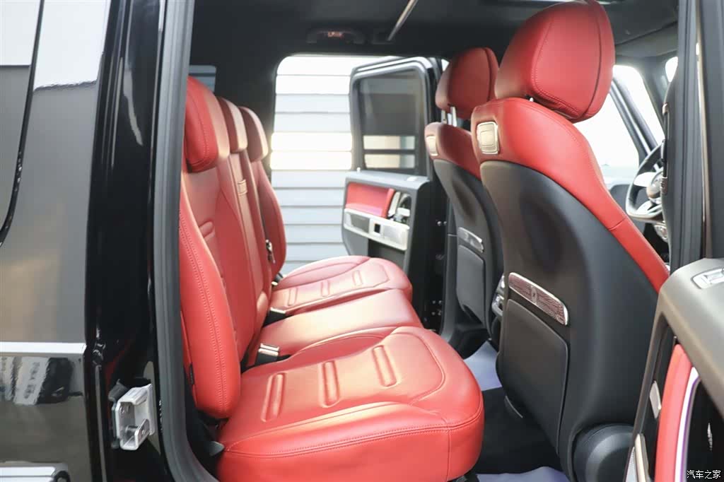 Mercedes-Benz G-Class, 2023 25