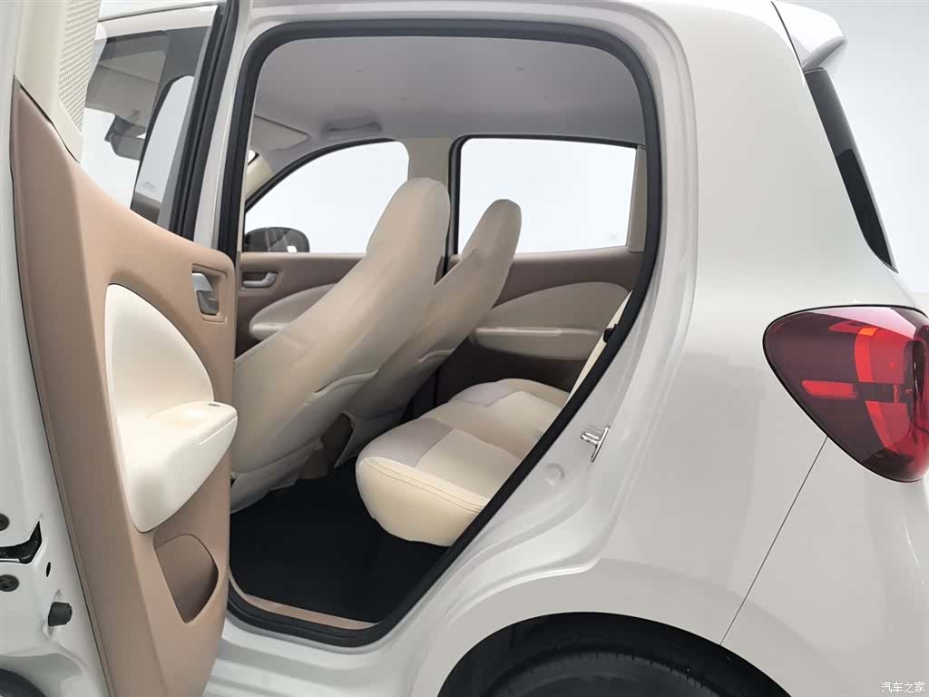 Wuling MINIEV, 2025 15