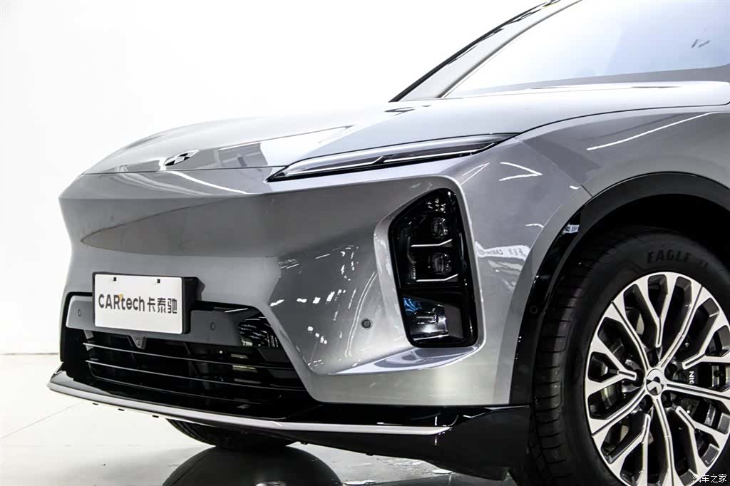 NIO ES6, 2025 32