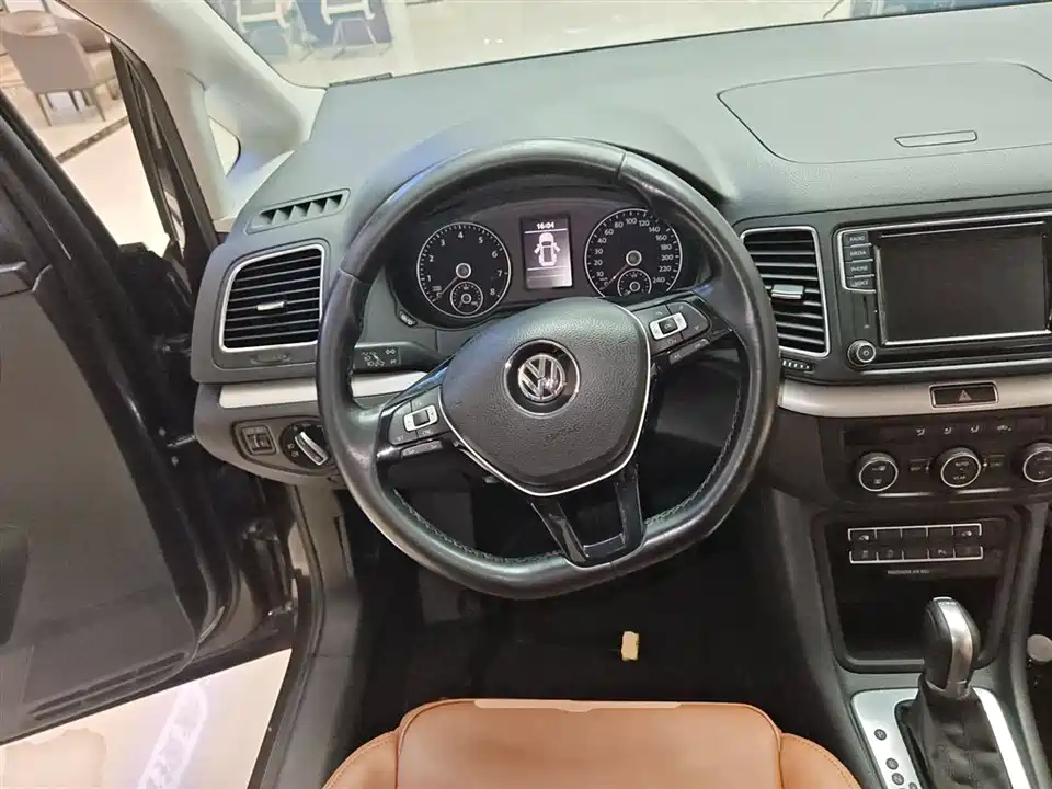 Volkswagen Charon