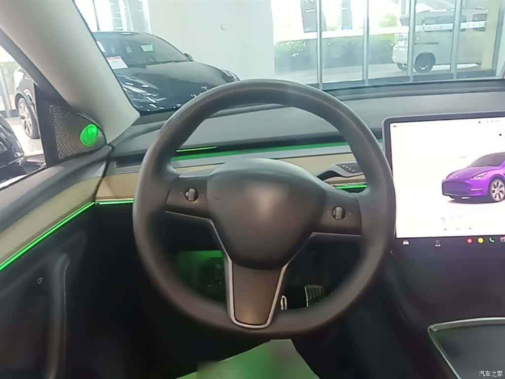 Tesla Model Y, 2023 11