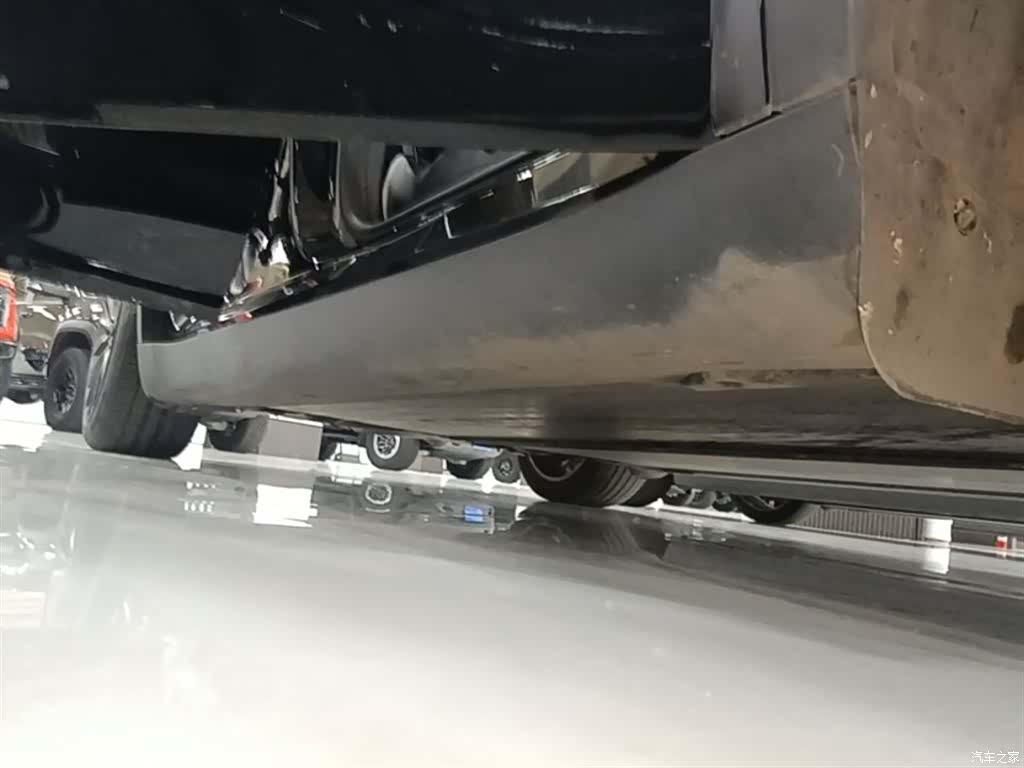 Tesla Model Y, 2023 21