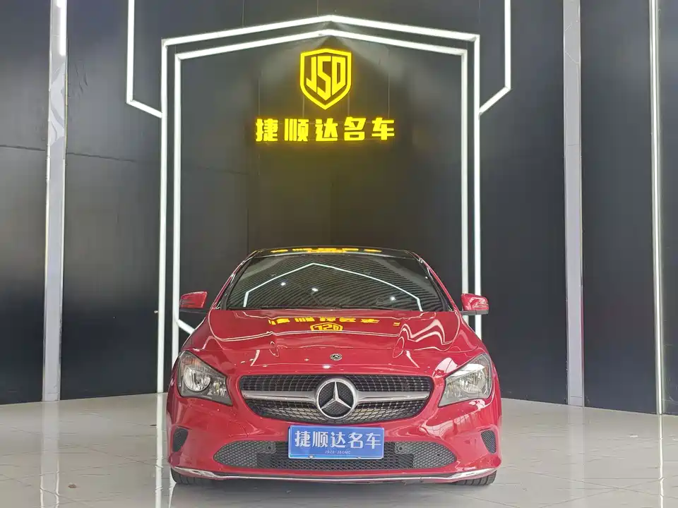 Mercedes-Benz CLA