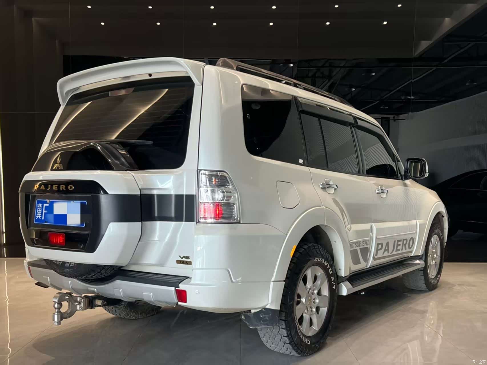 Mitsubishi Pajero, 2019 4