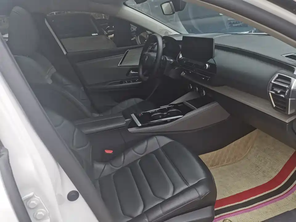 Citroen Versailles C5 X