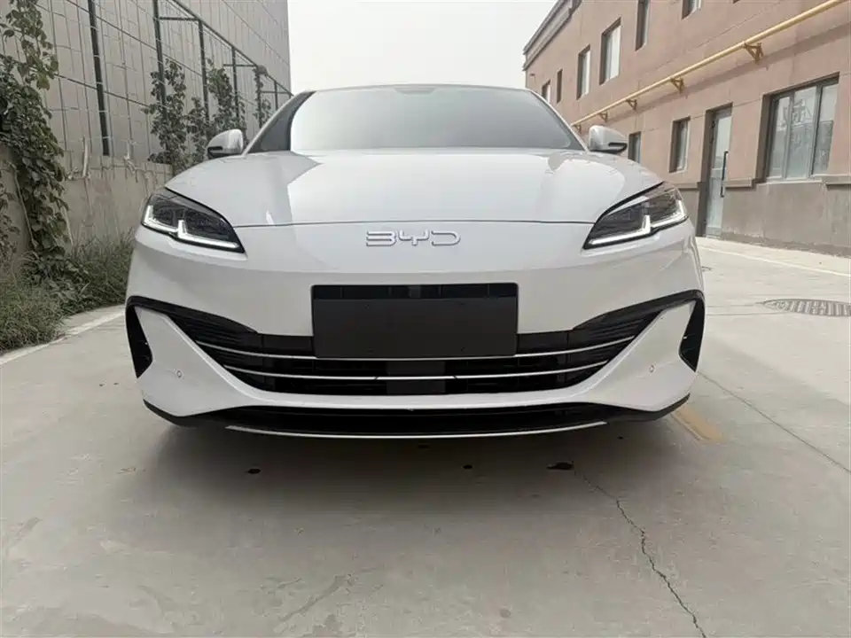 BYD Seal 06