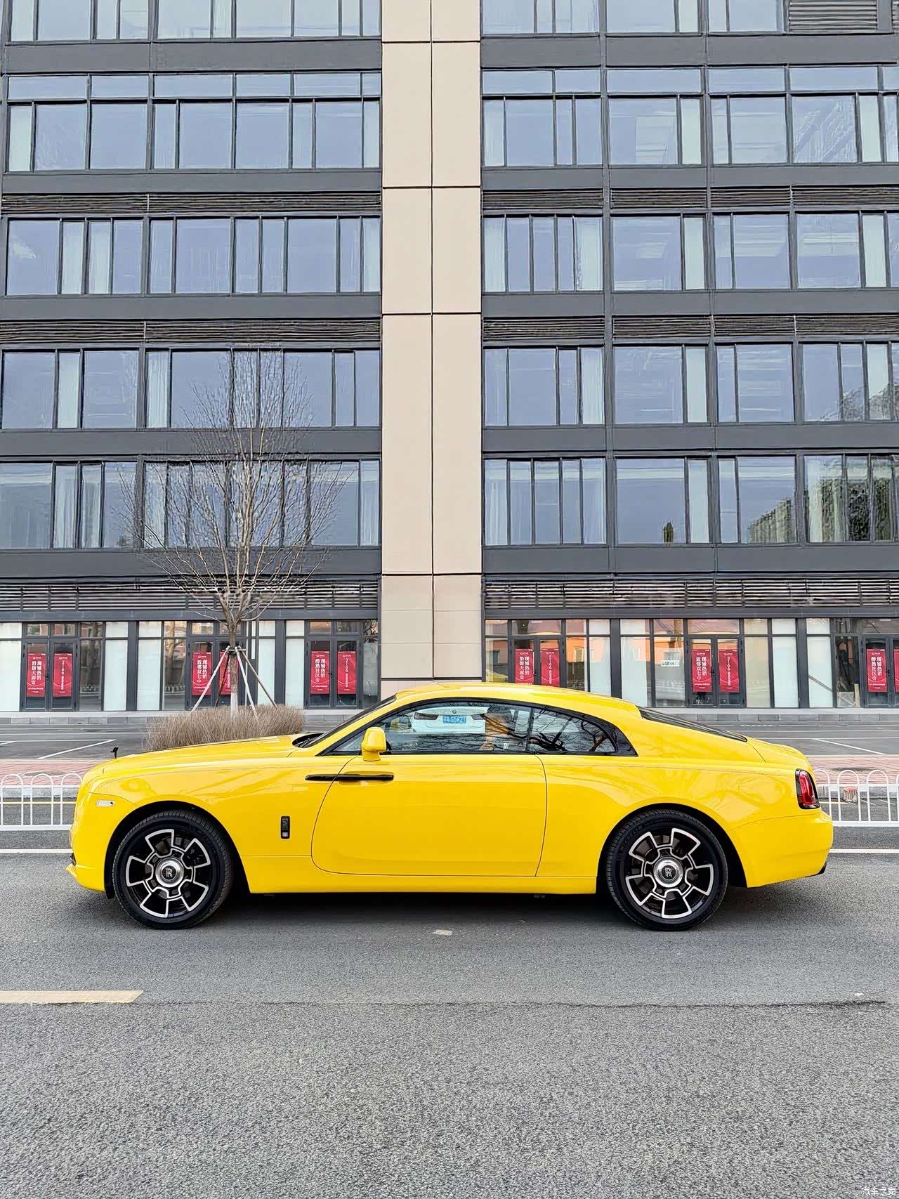 Rolls-Royce Wraith, 2018 3