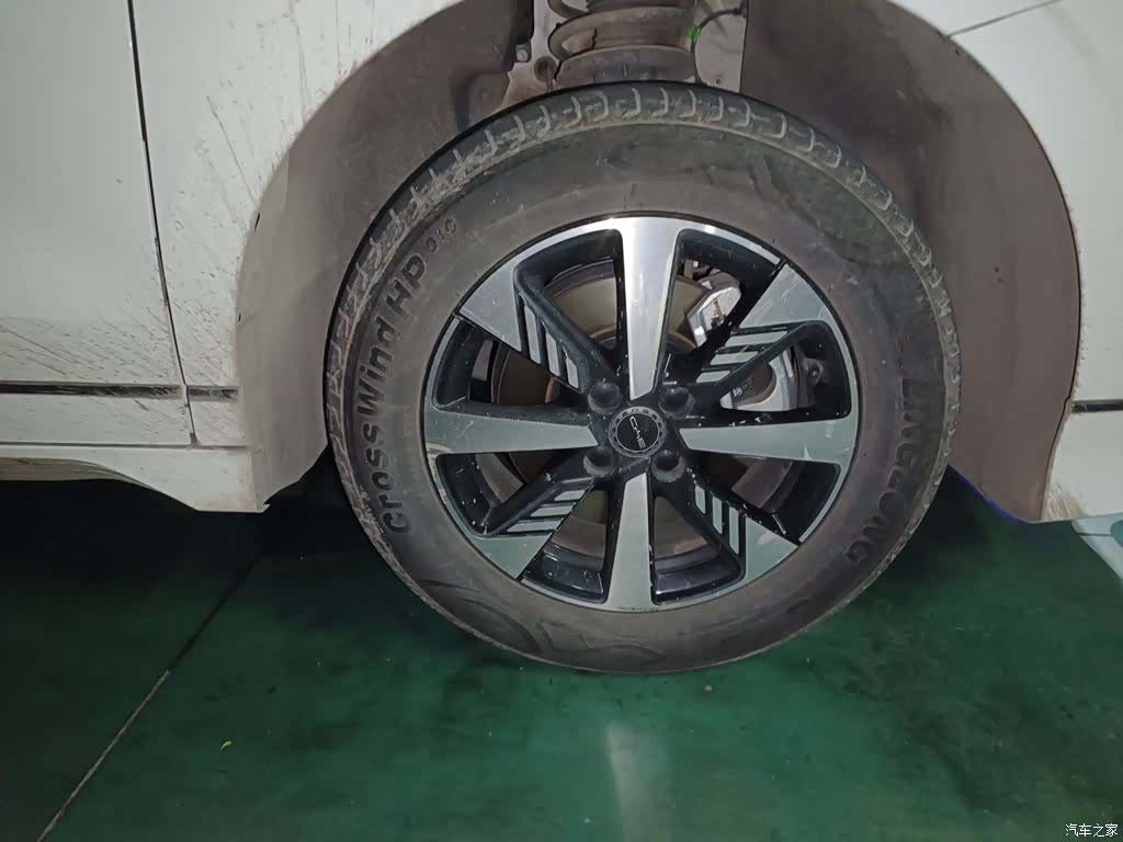 BYD E2, 2023 26