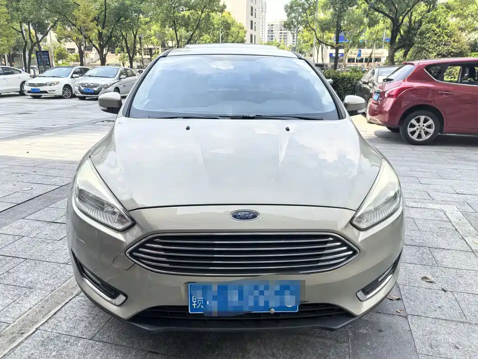 Ford Fox