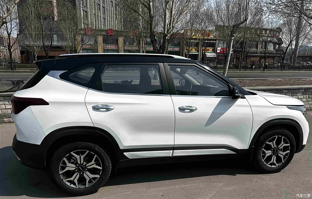 Kia KX3, 2021 15
