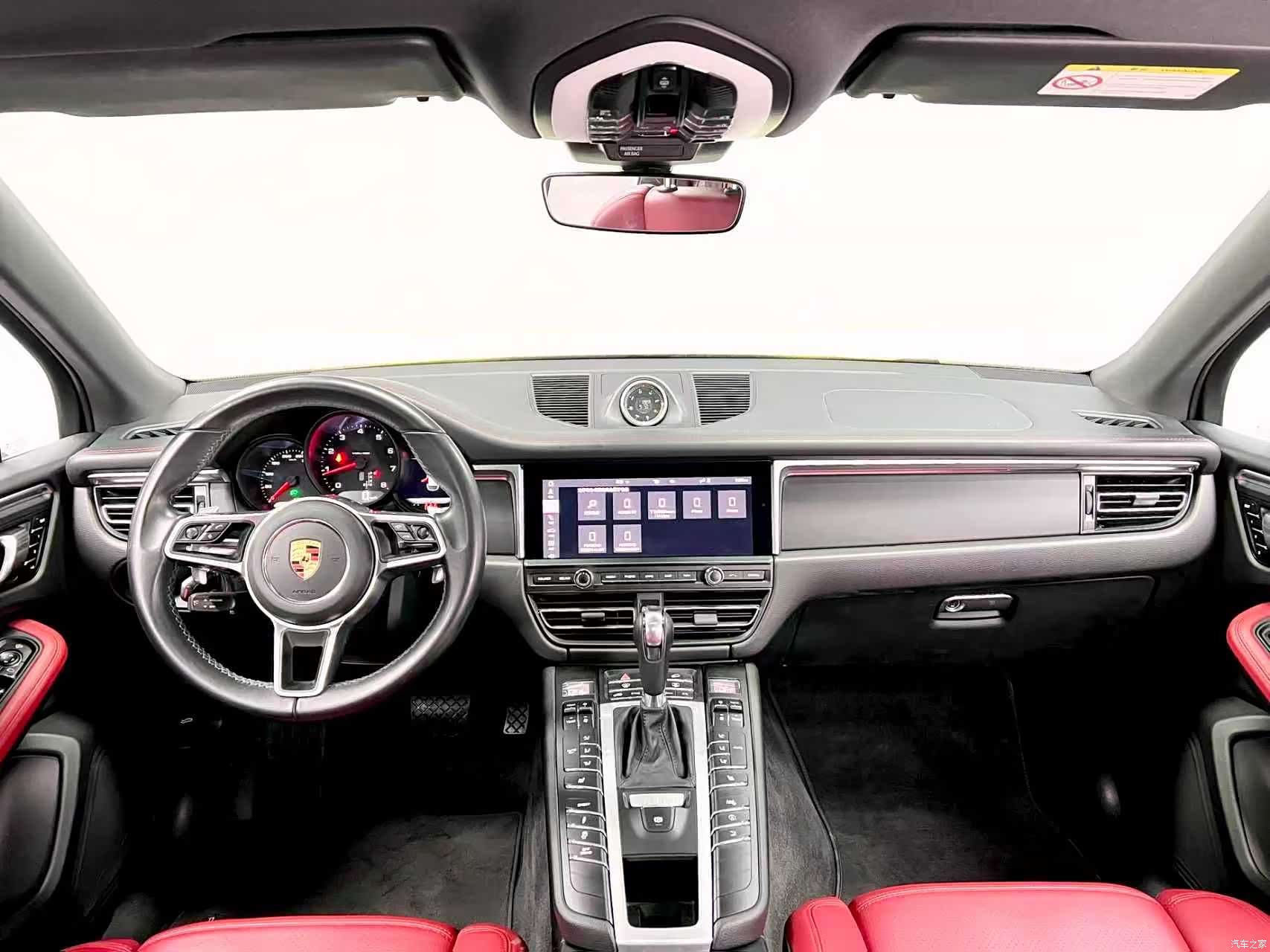 Porsche Macan, 2021 12