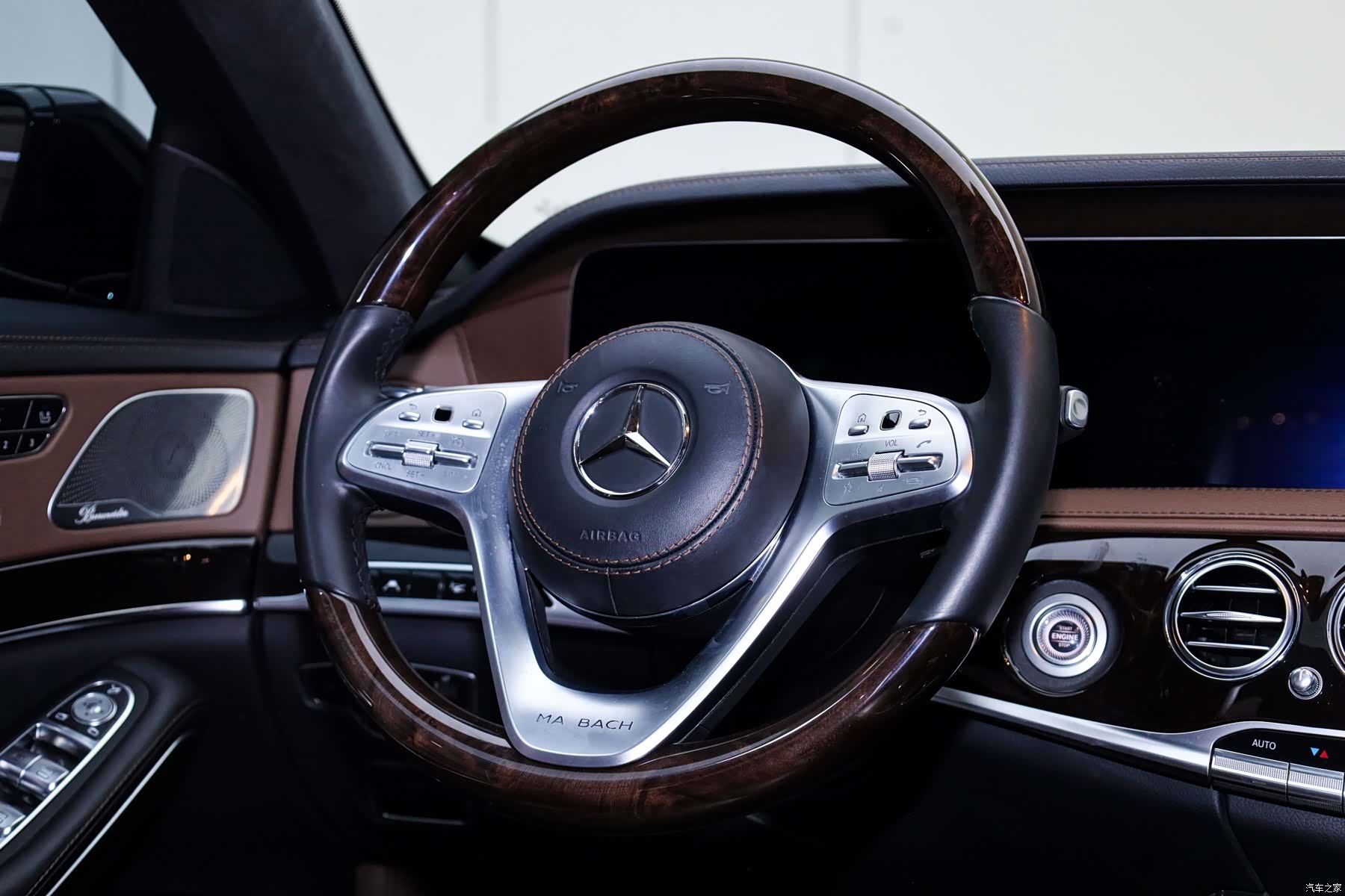 Maybach S-Class, 2019 14