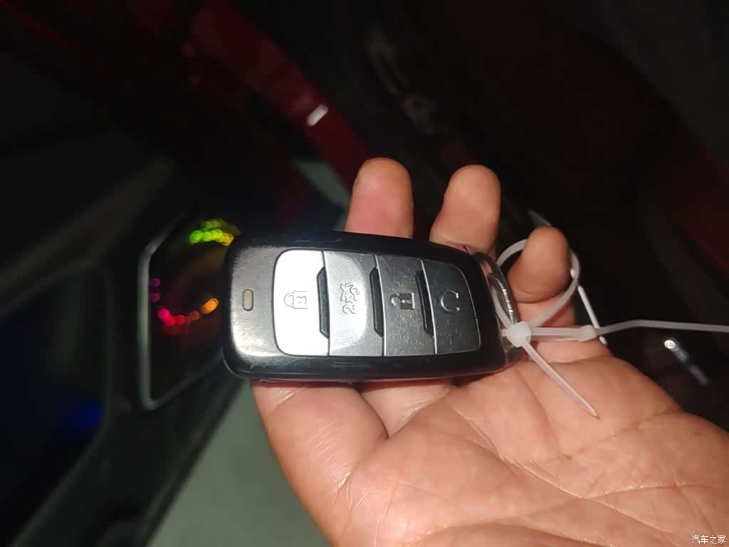 Changan CS85, 2019 17