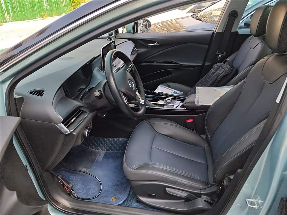 Buick Slightly blue 6