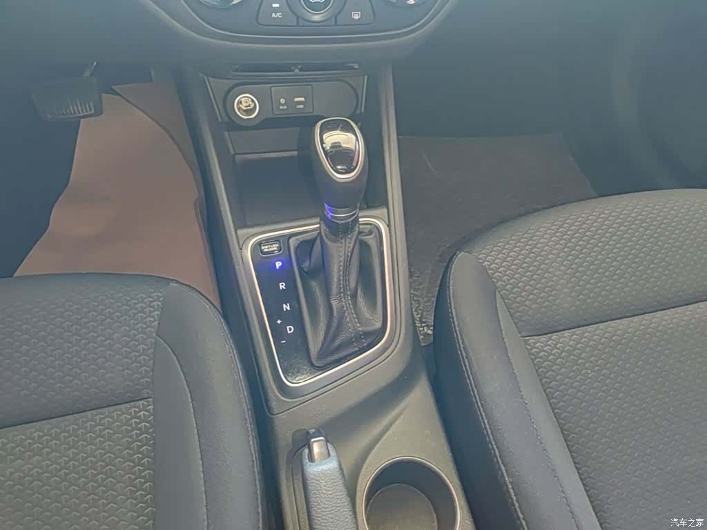 Hyundai GLS, 2017 14