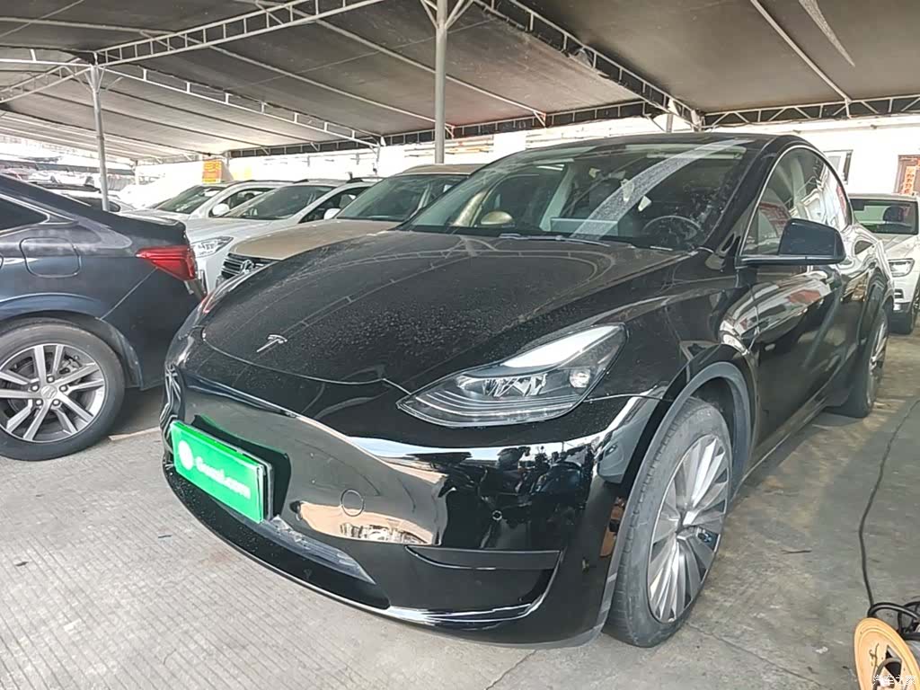 Tesla Model Y, 2022 2