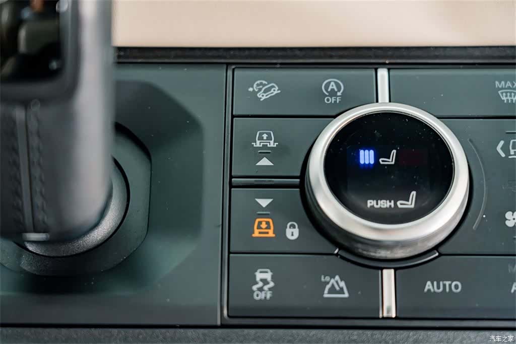 Land Rover Defender, 2021 16