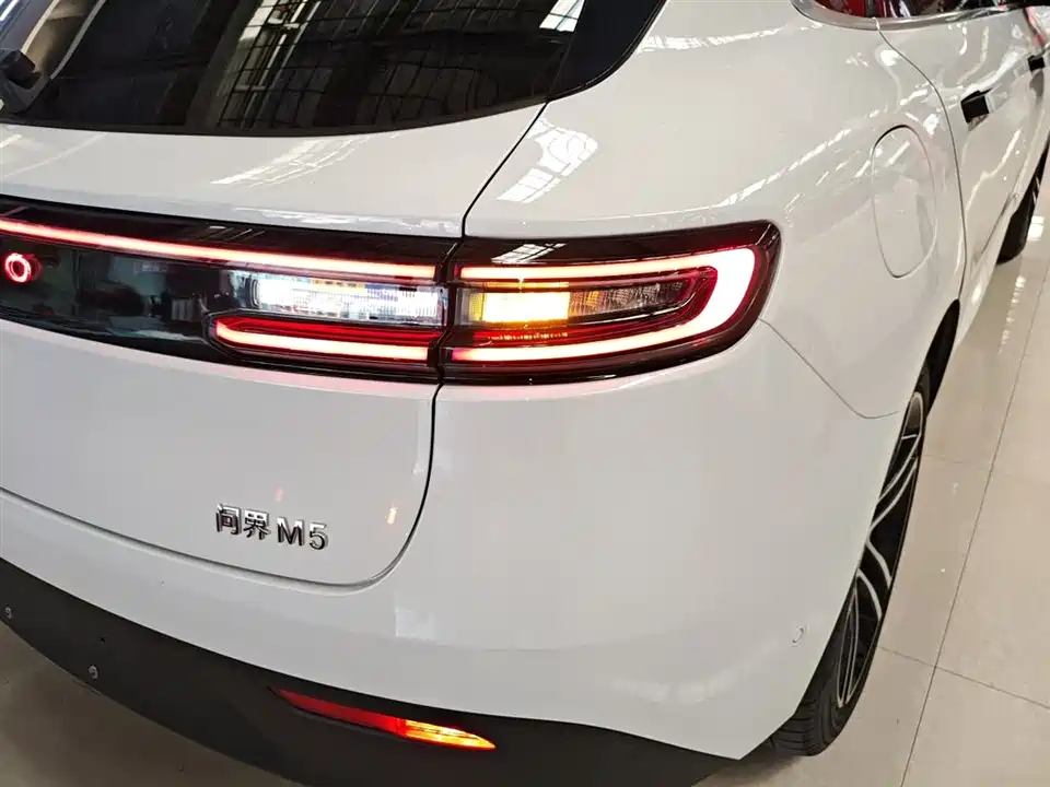 HarmonyOS Ask the world M5