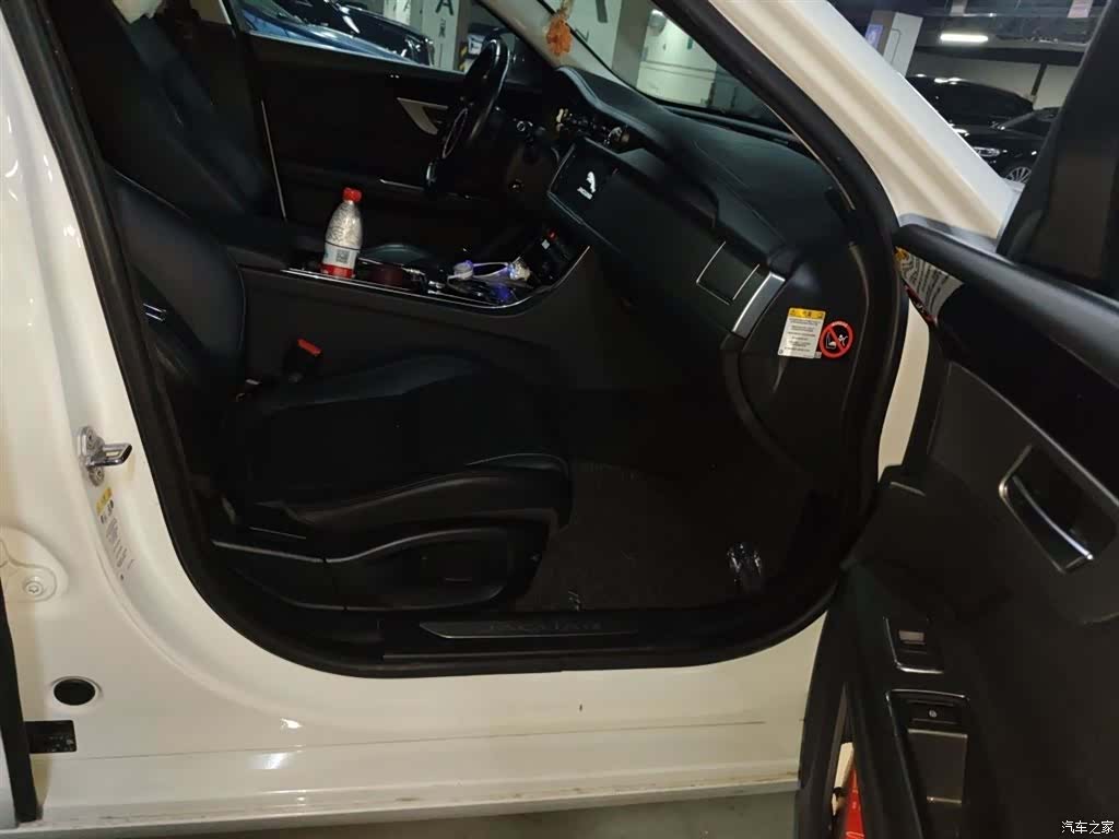 Jaguar XF, 2016 20
