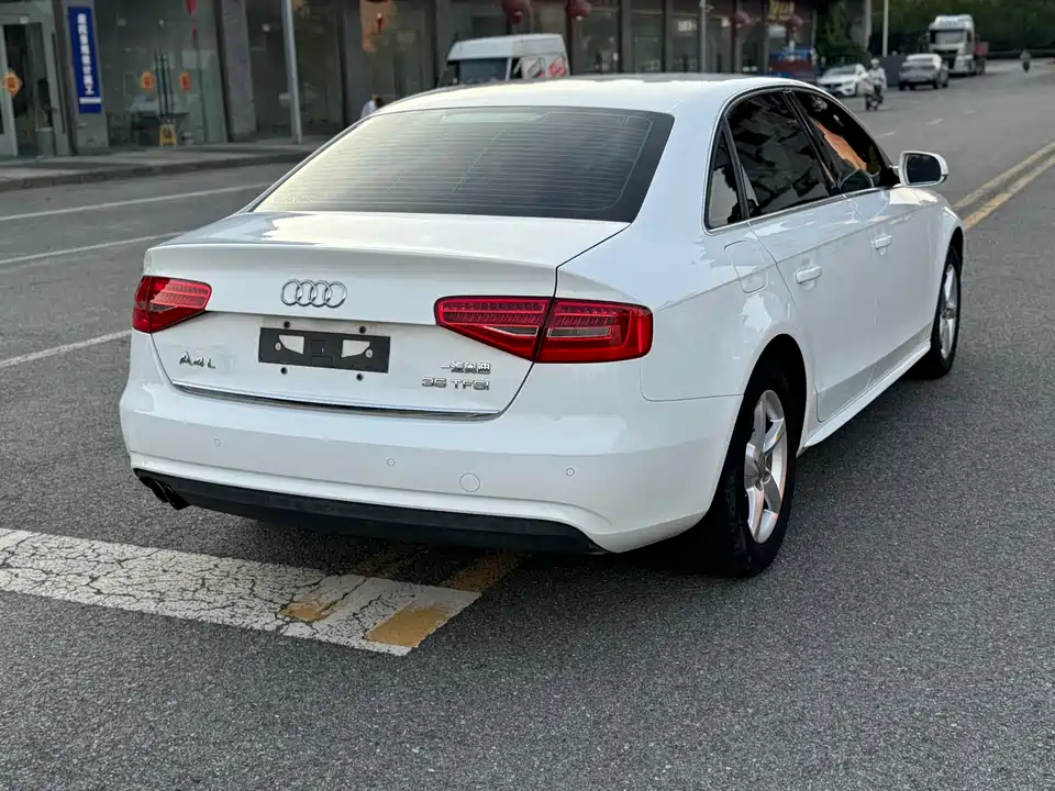 Audi A4L
