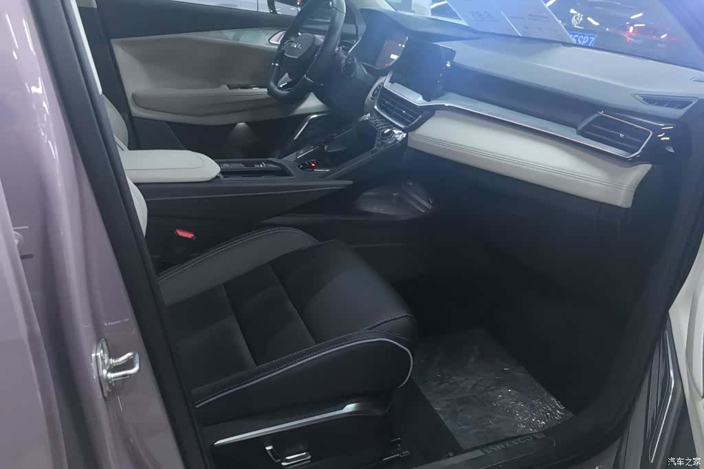 Lynk & Co 02, 2023 8