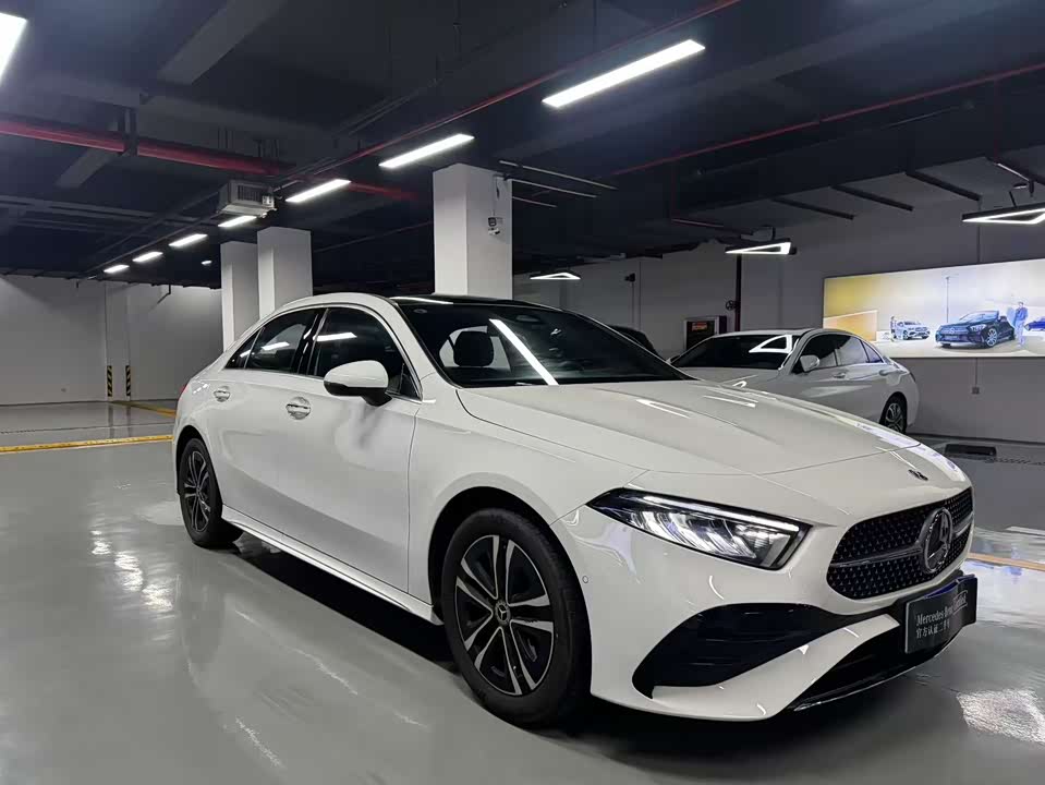 Mercedes-Benz Class A Mercedes-Benz Class A