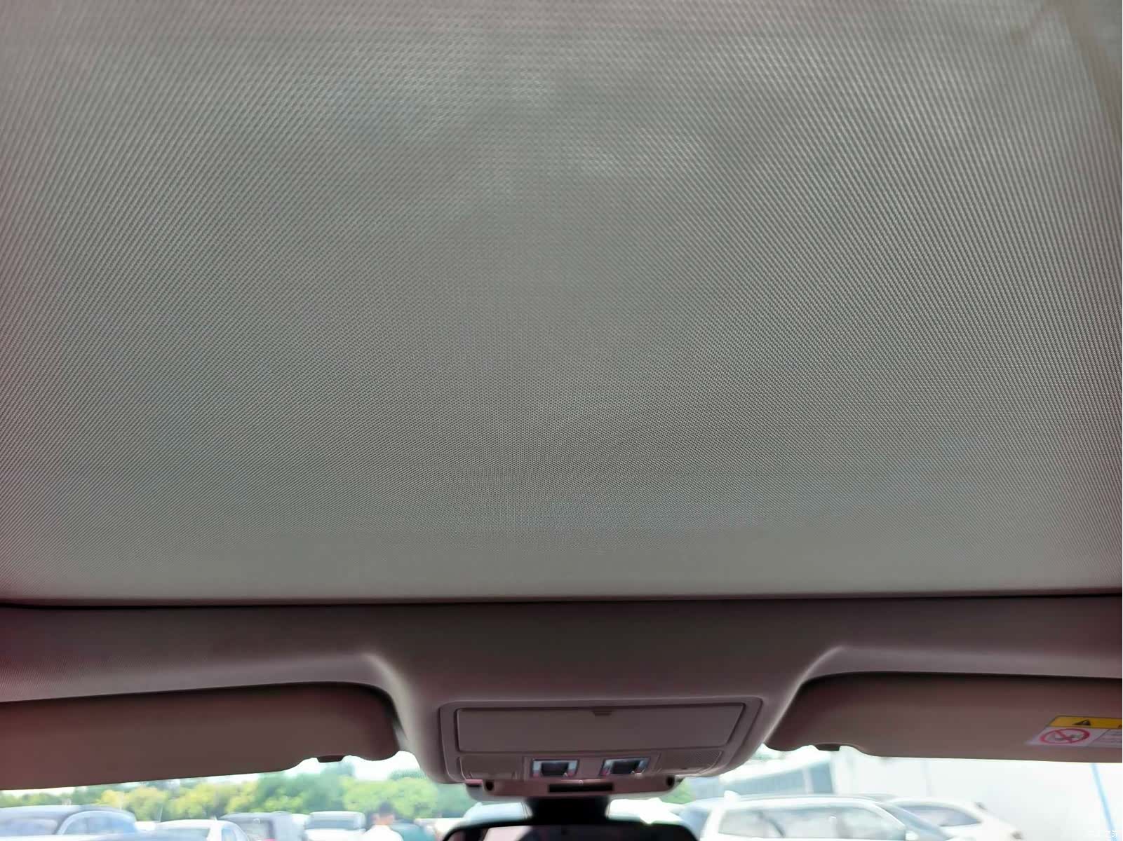 Jaguar XE, 2017 15