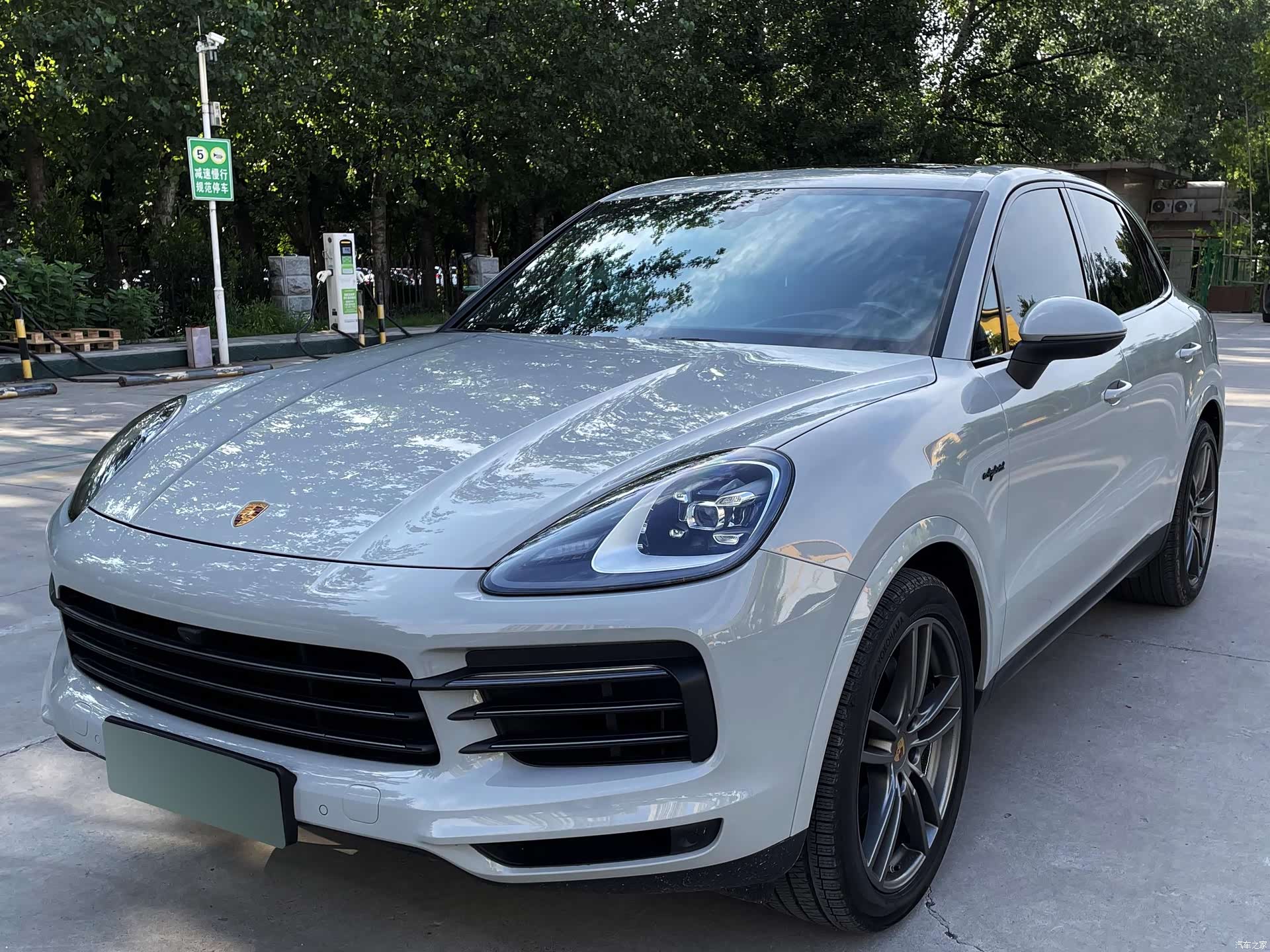 Porsche Cayenne, 2023 1