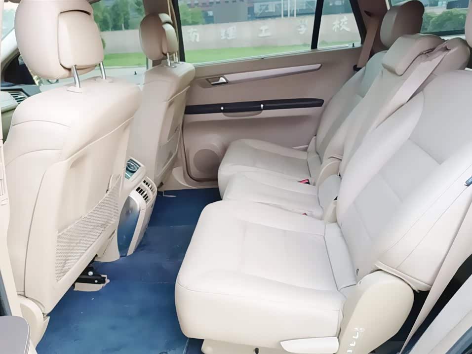 Mercedes-Benz R-class