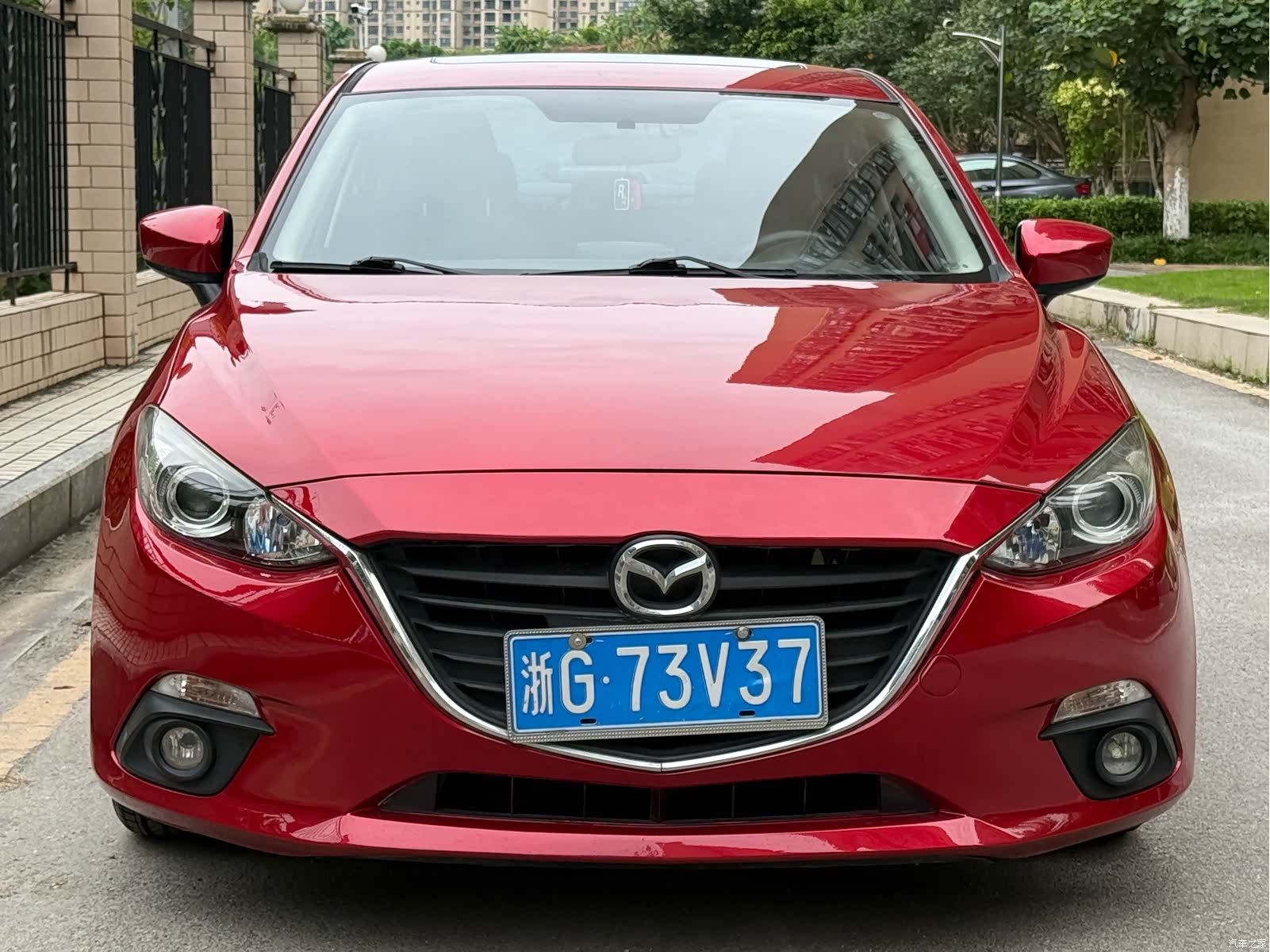 Mazda Mazda3, 2015 2