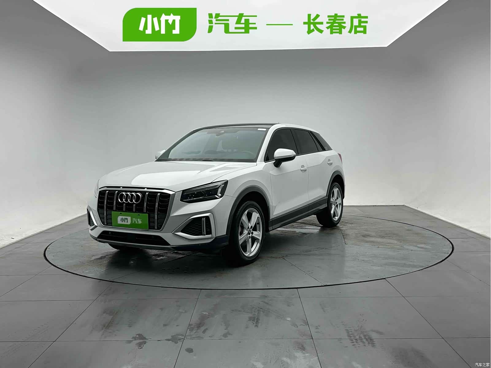 Audi Q2L, 2022 1