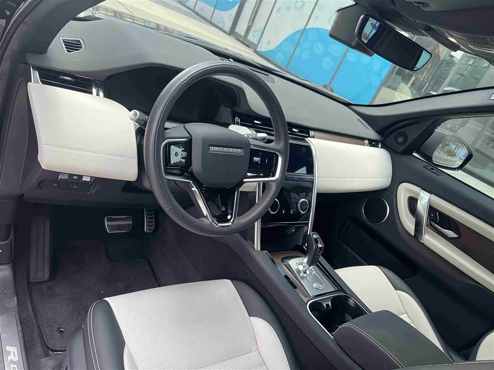 Land Rover Discover sports